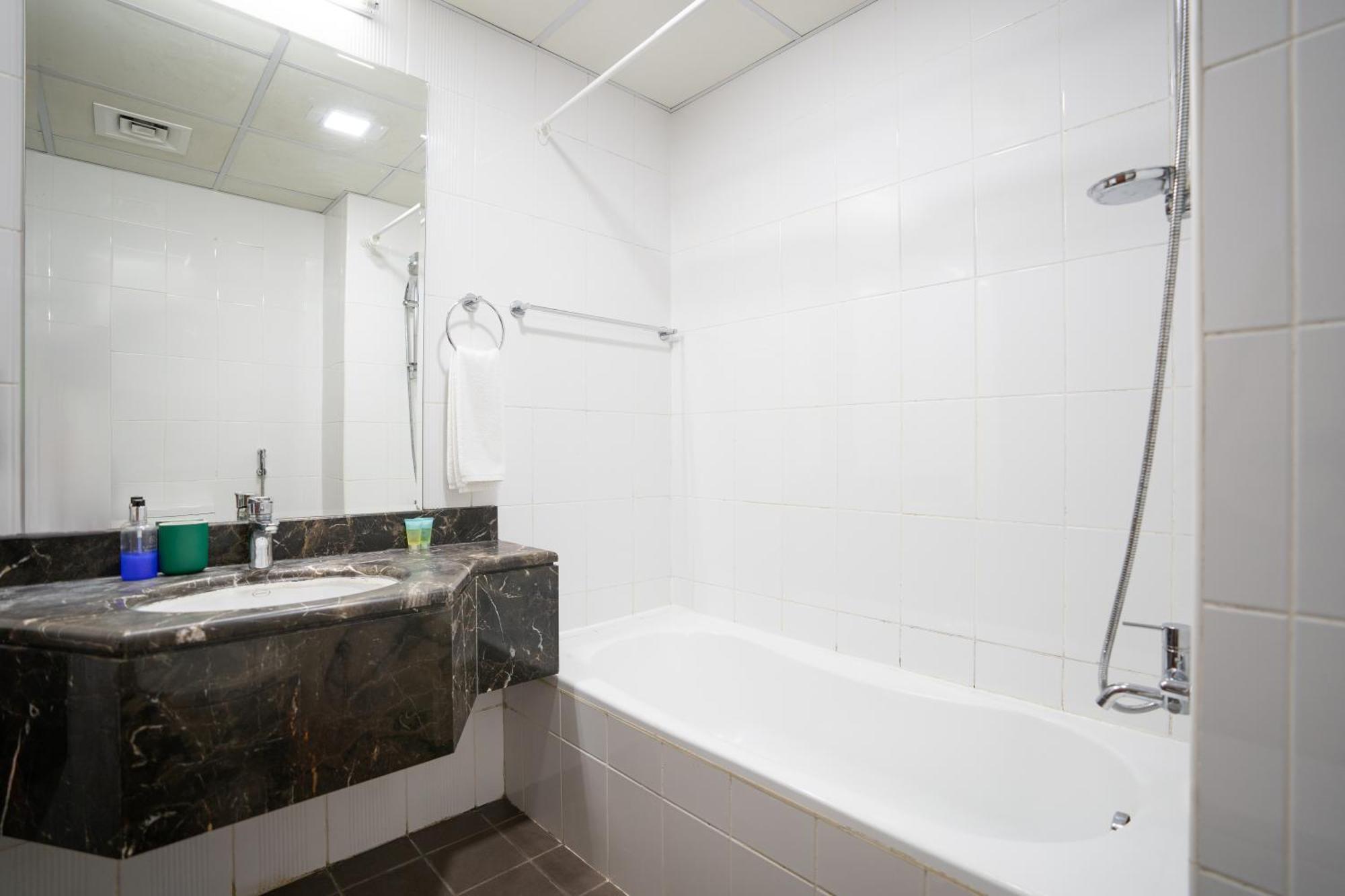 Rh- Perfect Downtown Getaway For Couple, Near Dubai Mall Esterno foto